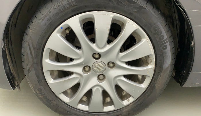2017 Maruti Baleno ZETA PETROL 1.2, Petrol, Manual, 83,255 km, Left front tyre - Minor scratches