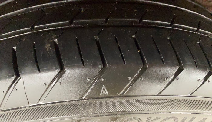 2020 Tata Tiago XZ PLUS PETROL, Petrol, Manual, 67,710 km, Right Rear Tyre Tread