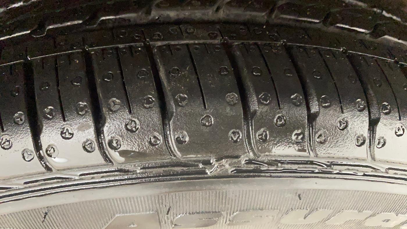 2020 Tata Tiago XZ PLUS PETROL, Petrol, Manual, 67,710 km, Right Front Tyre Tread