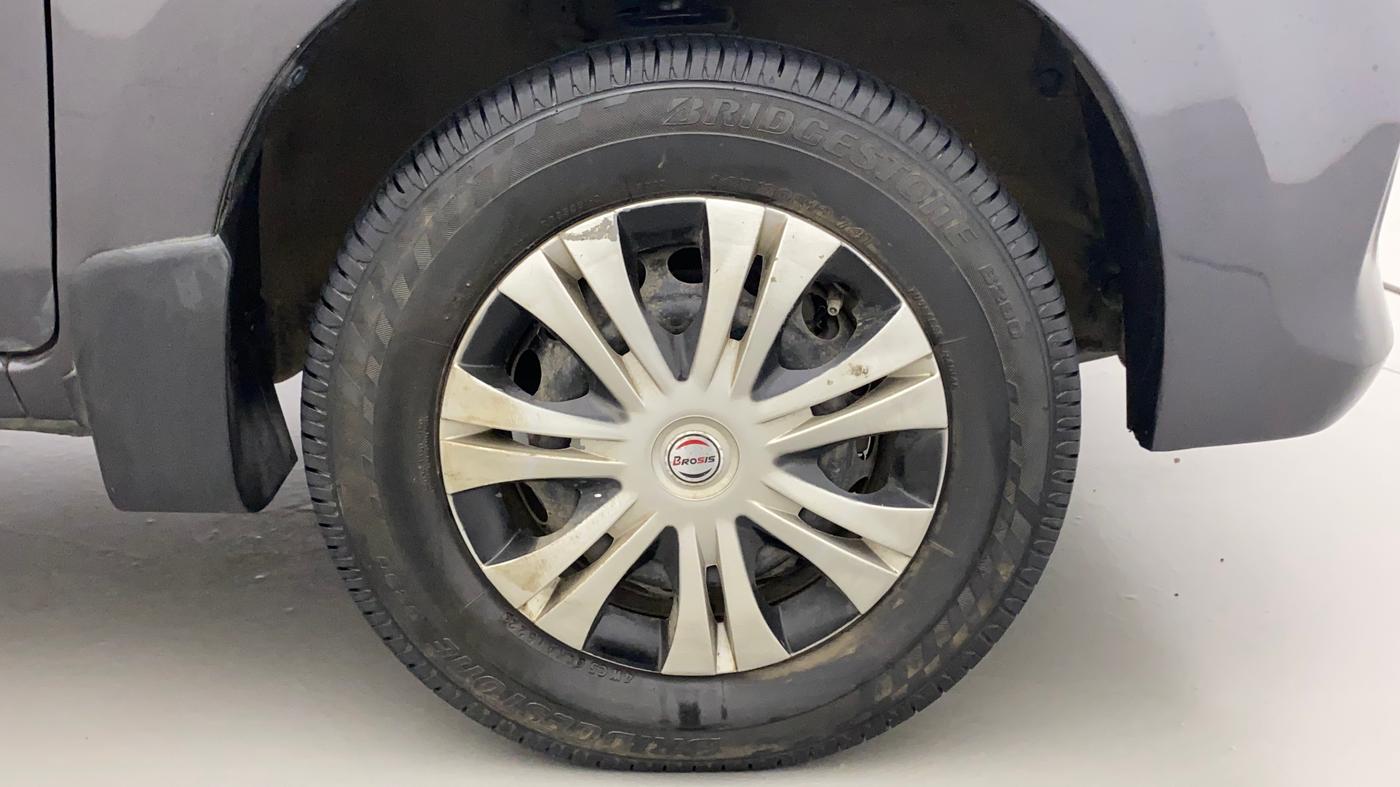 2016 Maruti Alto 800 LXI, Petrol, Manual, 94,541 km, Right Front Wheel