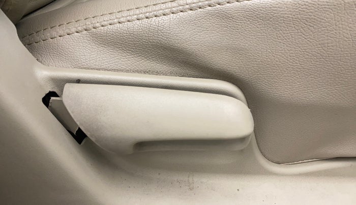 2018 Maruti Ertiga VXI, Petrol, Manual, 57,983 km, Driver Side Adjustment Panel