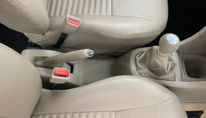 2018 Maruti Ertiga VXI, Petrol, Manual, 57,983 km, Gear Lever