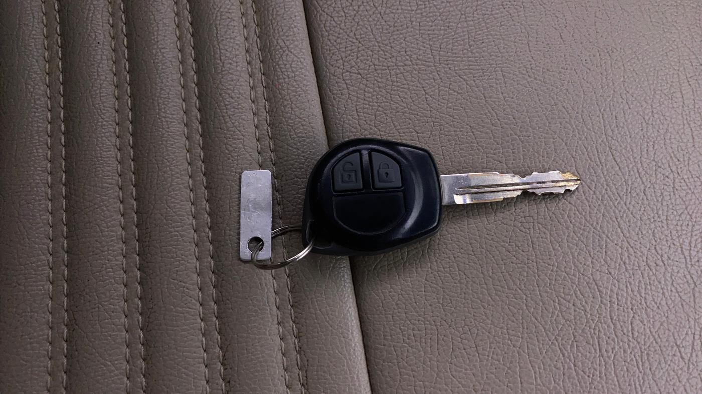 2018 Maruti Ertiga VXI, Petrol, Manual, 57,983 km, Key Close Up