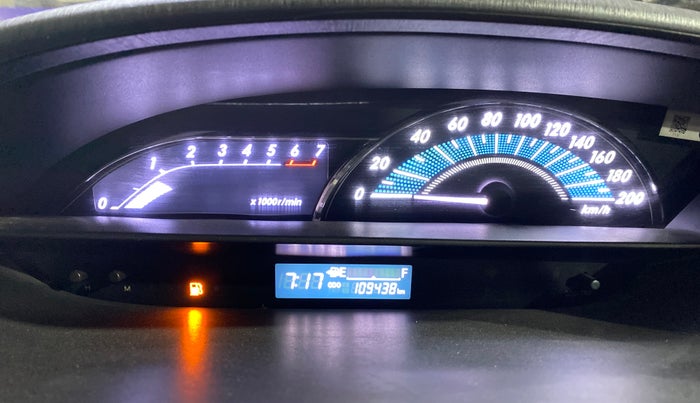 2017 Toyota Etios CROSS 1.2 G, Petrol, Manual, 1,09,423 km, Odometer Image