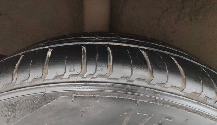 2017 Nissan Micra XV CVT, Petrol, Automatic, 45,843 km, Right Rear Tyre Tread