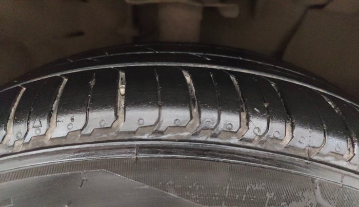 2017 Nissan Micra XV CVT, Petrol, Automatic, 45,843 km, Right Front Tyre Tread