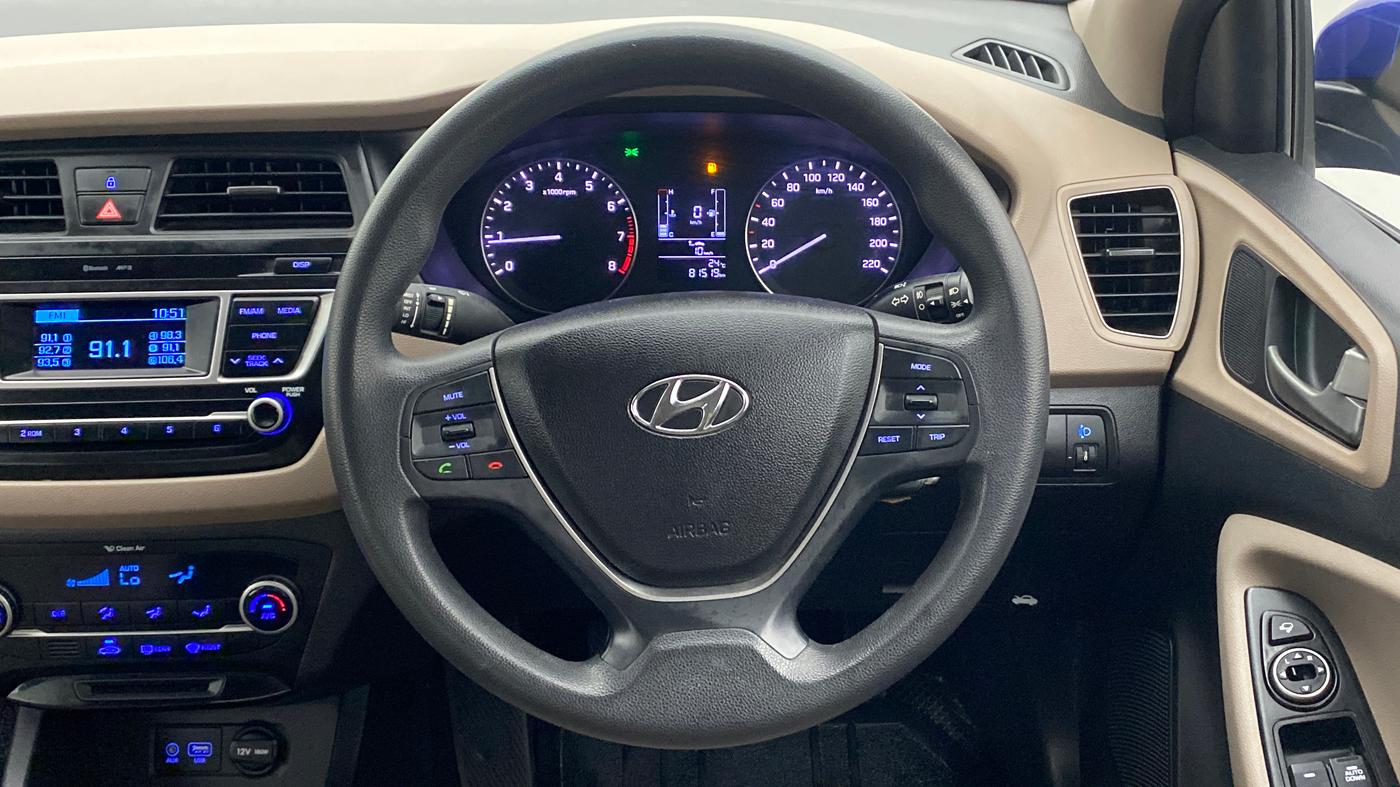 2016 Hyundai Elite i20 SPORTZ 1.2, Petrol, Manual, 81,606 km, Steering Wheel Close Up