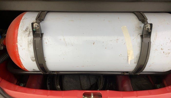 2019 Hyundai NEW SANTRO SPORTZ CNG, CNG, Manual, 52,823 km, Boot Inside