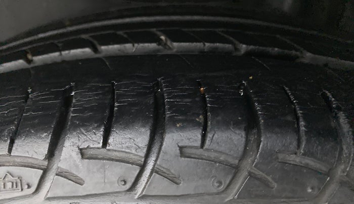 2018 Maruti Ciaz ZETA 1.4  AT PETROL, Petrol, Automatic, 59,079 km, Left Rear Tyre Tread