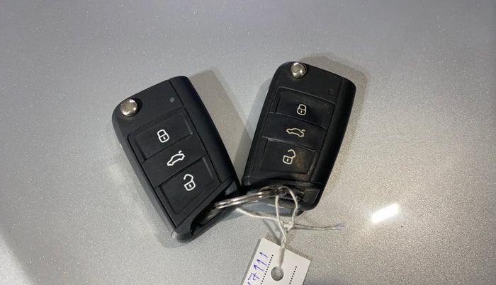 2022 Skoda KUSHAQ STYLE 1.0L TSI AT (6 AIRBAGS), Petrol, Automatic, 47,950 km, Key Close Up