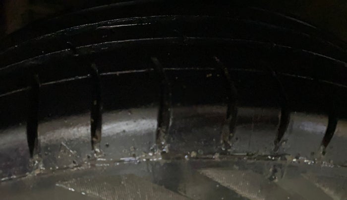 2014 Hyundai Xcent S 1.2, Petrol, Manual, 70,366 km, Right Rear Tyre Tread