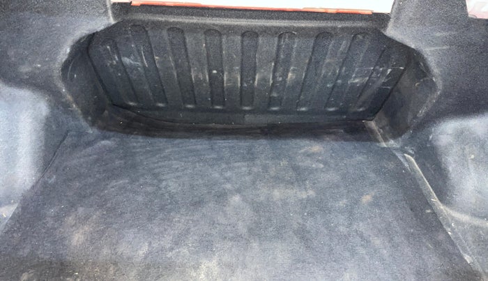 2014 Hyundai Xcent S 1.2, Petrol, Manual, 70,366 km, Boot Inside