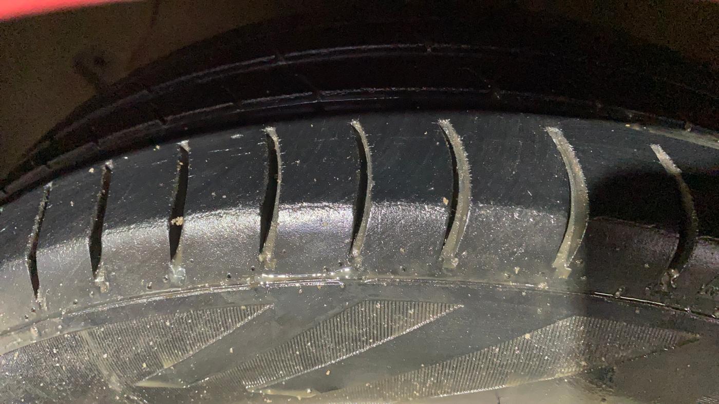 2014 Hyundai Xcent S 1.2, Petrol, Manual, 70,366 km, Left Front Tyre Tread