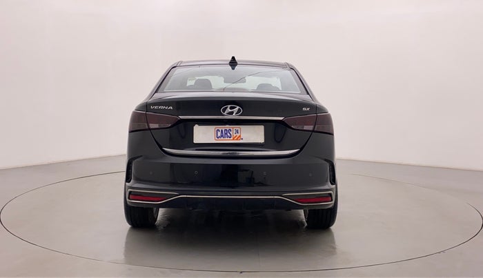 2021 Hyundai Verna SX 1.5 CRDI, Diesel, Manual, 18,823 km, Back/Rear