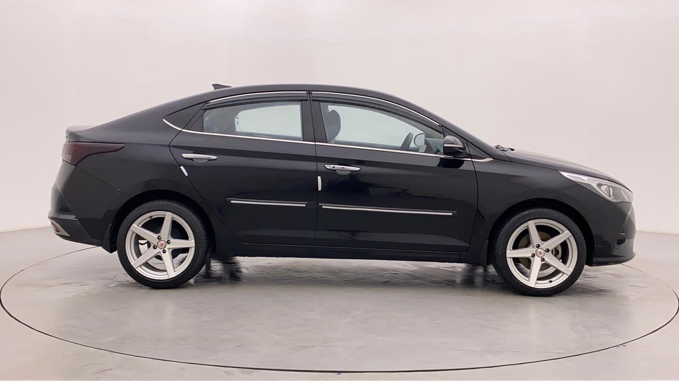 2021 Hyundai Verna SX 1.5 CRDI, Diesel, Manual, 18,823 km, Right Side View