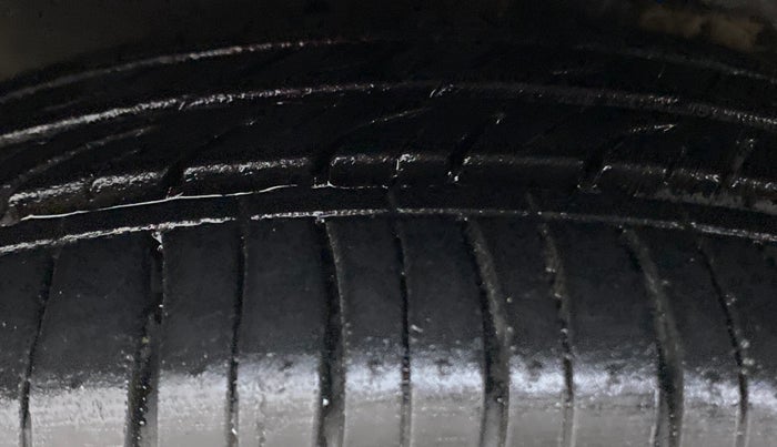 2020 Maruti Celerio VXI CNG D, CNG, Manual, 81,389 km, Left Front Tyre Tread