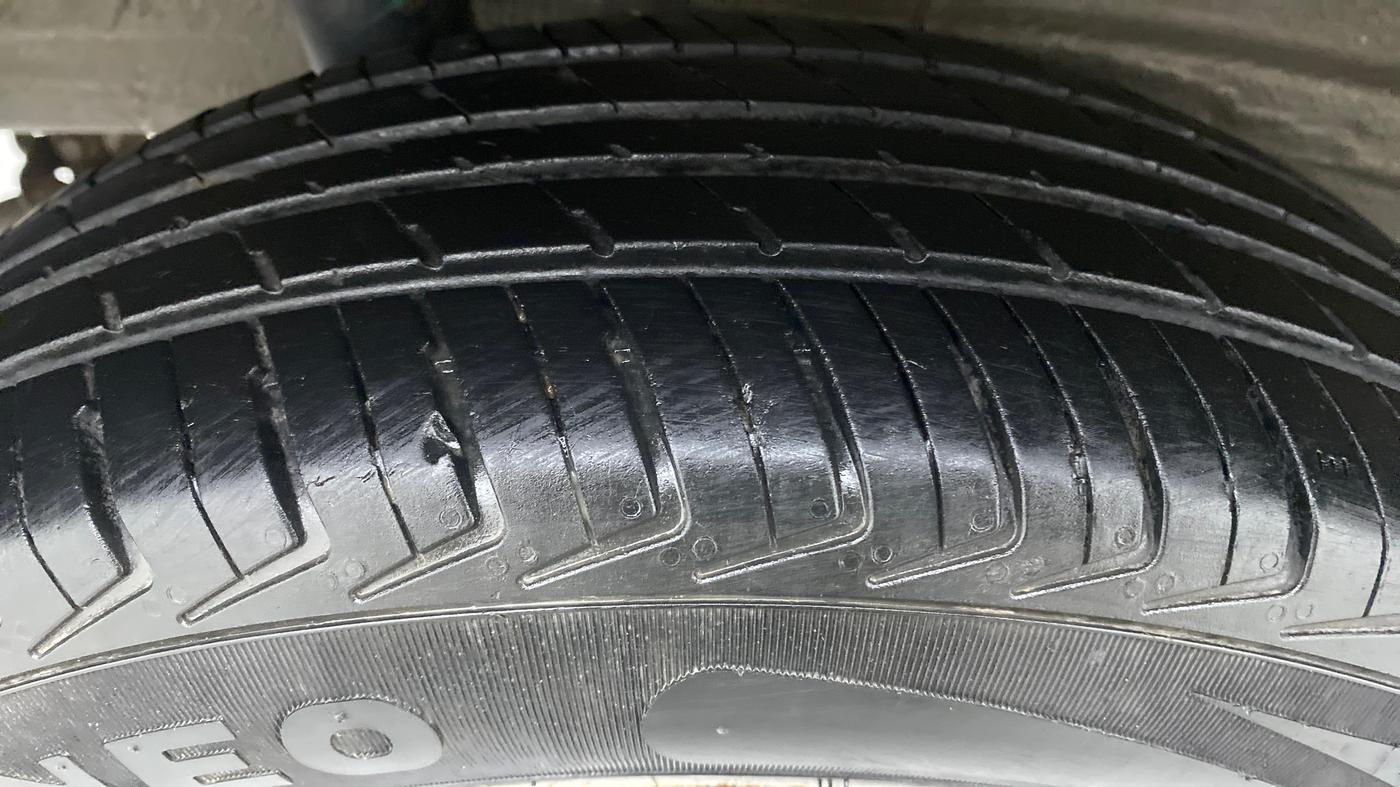 2021 Maruti New Wagon-R 1.0 Lxi (o) cng, CNG, Manual, 36,016 km, Right Rear Tyre Tread
