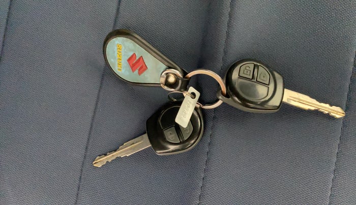 2017 Maruti Wagon R 1.0 VXI, Petrol, Manual, 41,273 km, Key Close Up