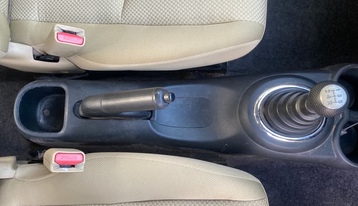 2015 Honda Brio S MT, Petrol, Manual, 26,647 km, Gear Lever