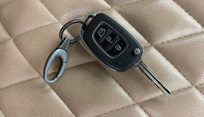 2018 Hyundai Elite i20 ASTA 1.2, Petrol, Manual, 57,097 km, Key Close Up