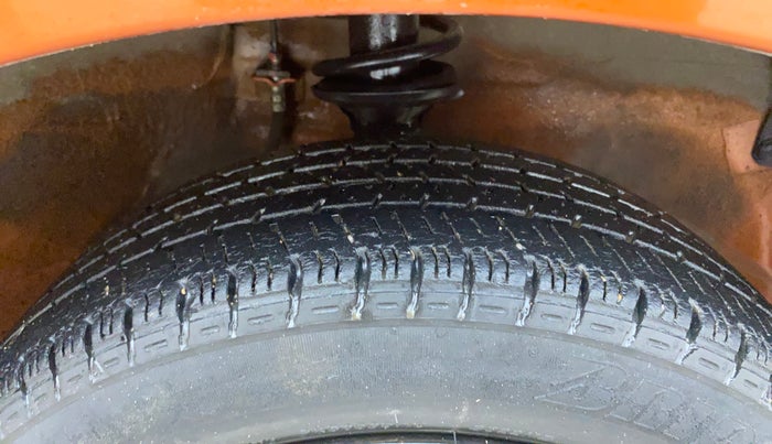 2014 Maruti Alto K10 VXI, Petrol, Manual, 45,415 km, Right Front Tyre Tread