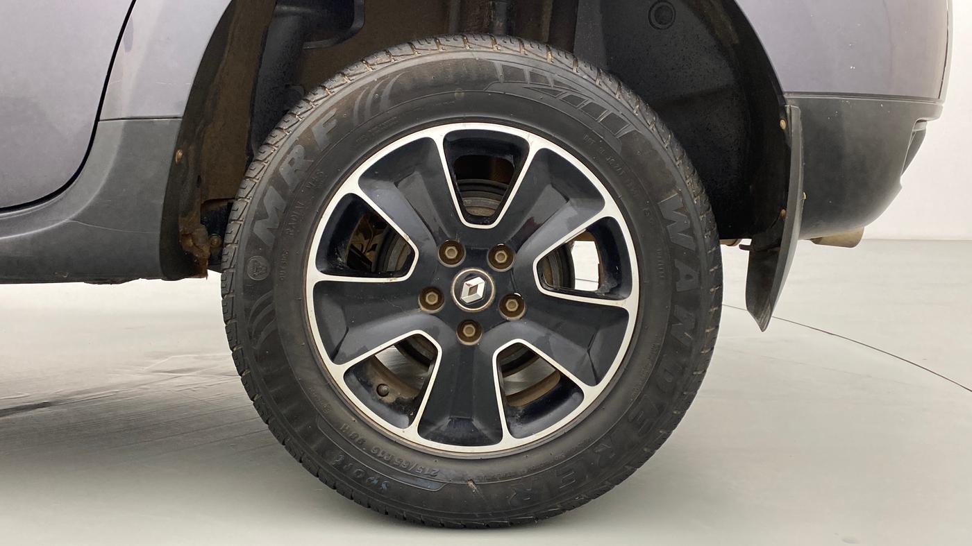 2019 Renault Duster RXS 85 PS, Diesel, Manual, 49,125 km, Left Rear Wheel