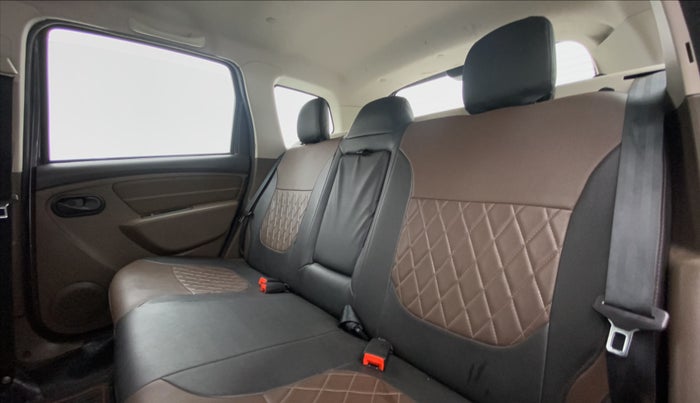 2019 Renault Duster RXS 85 PS, Diesel, Manual, 49,125 km, Right Side Rear Door Cabin