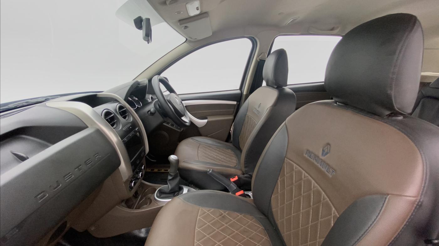 2019 Renault Duster RXS 85 PS, Diesel, Manual, 49,125 km, Right Side Front Door Cabin