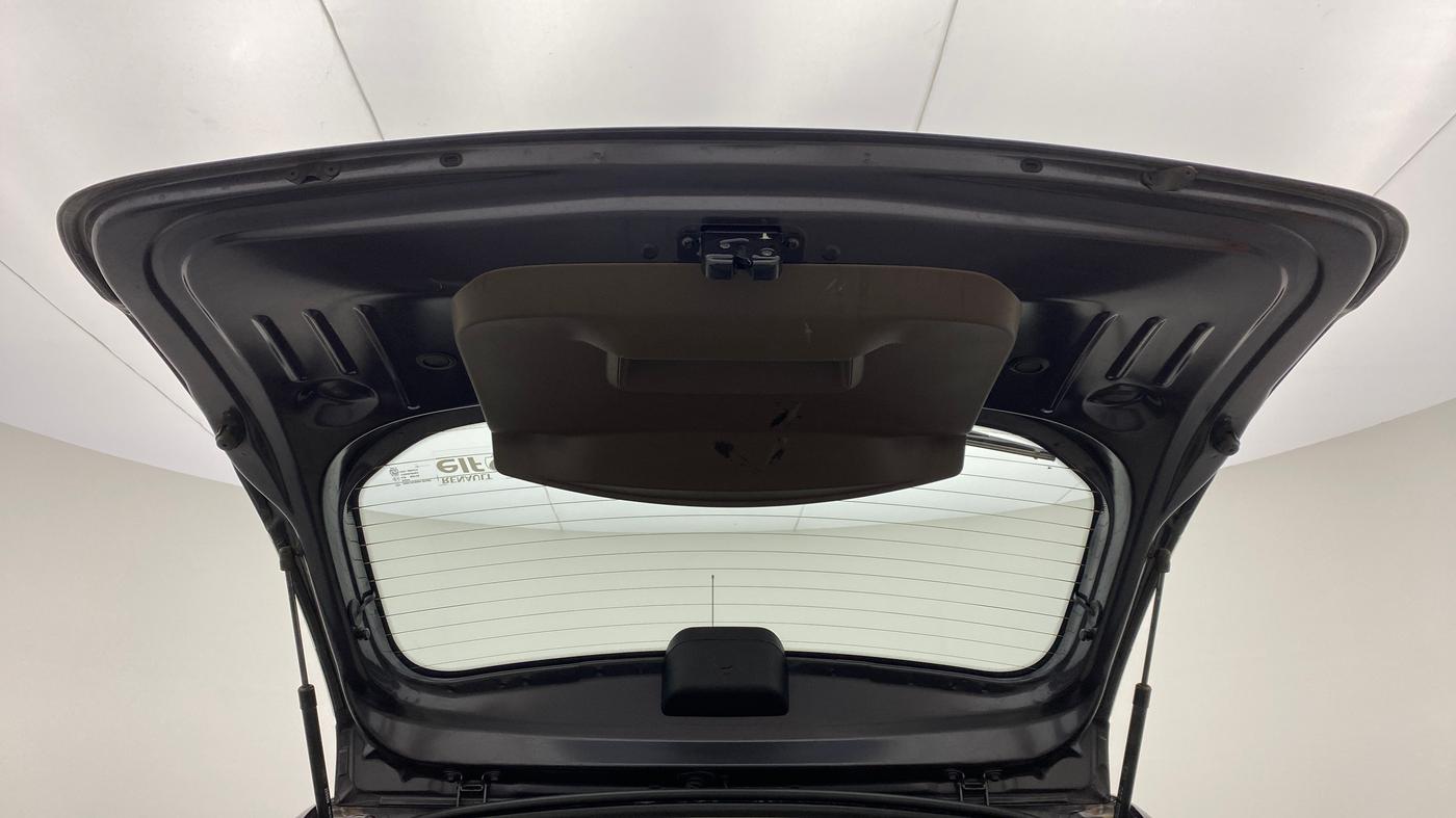 2019 Renault Duster RXS 85 PS, Diesel, Manual, 49,125 km, Boot Door Open