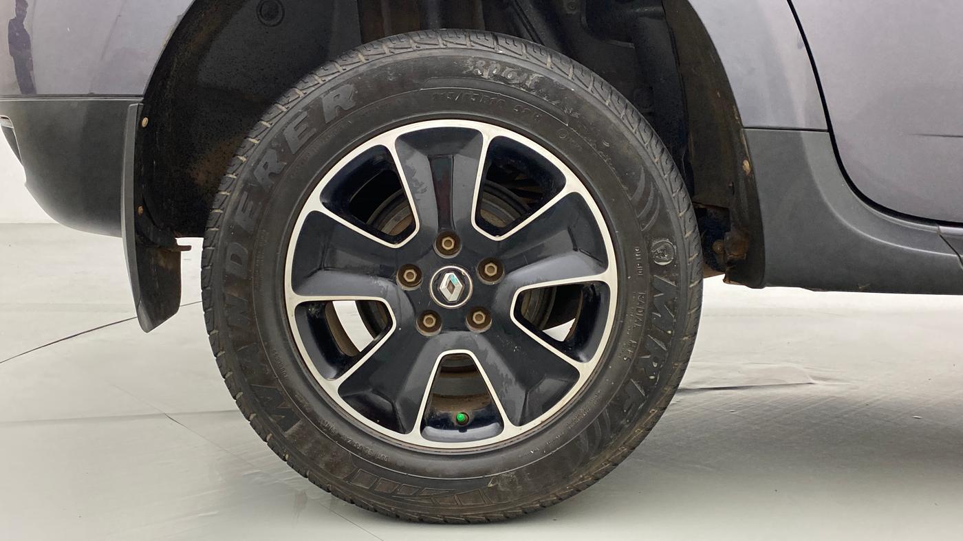 2019 Renault Duster RXS 85 PS, Diesel, Manual, 49,125 km, Right Rear Wheel