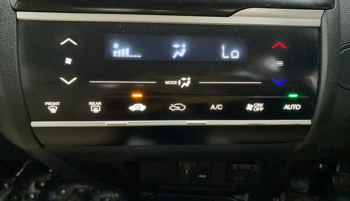 2017 Honda Jazz 1.2L I-VTEC V, Petrol, Manual, 48,733 km, Automatic Climate Control