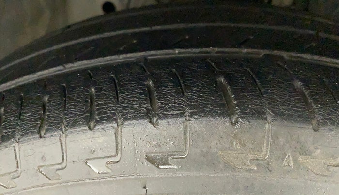 2017 Honda Jazz 1.2L I-VTEC V, Petrol, Manual, 48,733 km, Right Front Tyre Tread