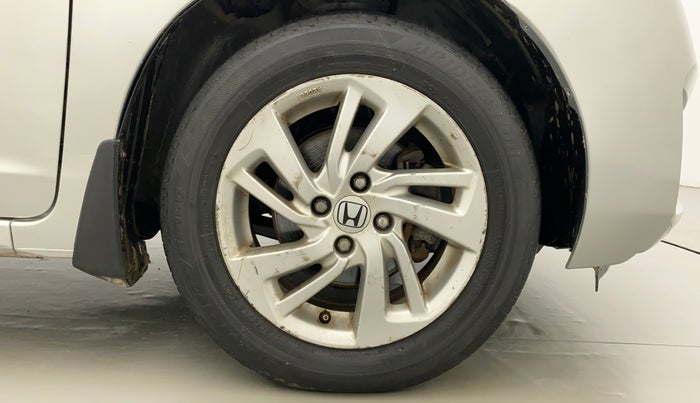 2017 Honda Jazz 1.2L I-VTEC V, Petrol, Manual, 48,733 km, Right Front Wheel