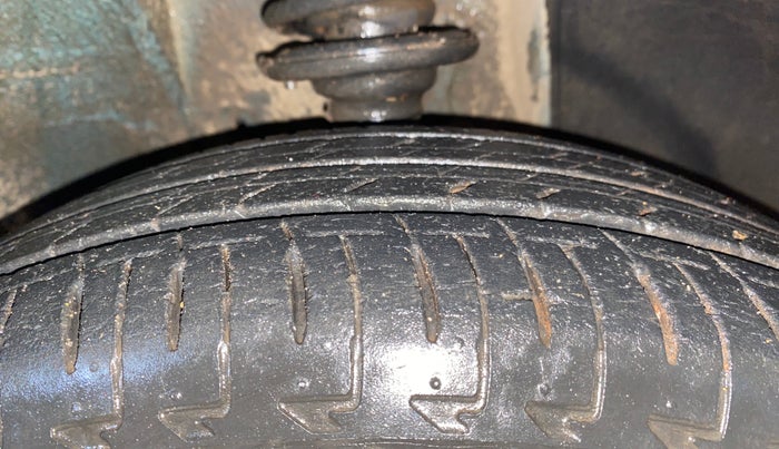 2018 Maruti IGNIS ZETA 1.2, Petrol, Manual, 29,145 km, Right Front Tyre Tread