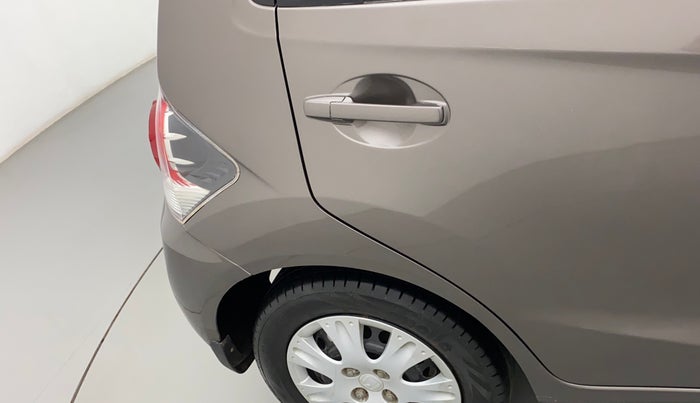 2013 Honda Brio S MT, Petrol, Manual, 27,460 km, Right quarter panel - Slightly dented