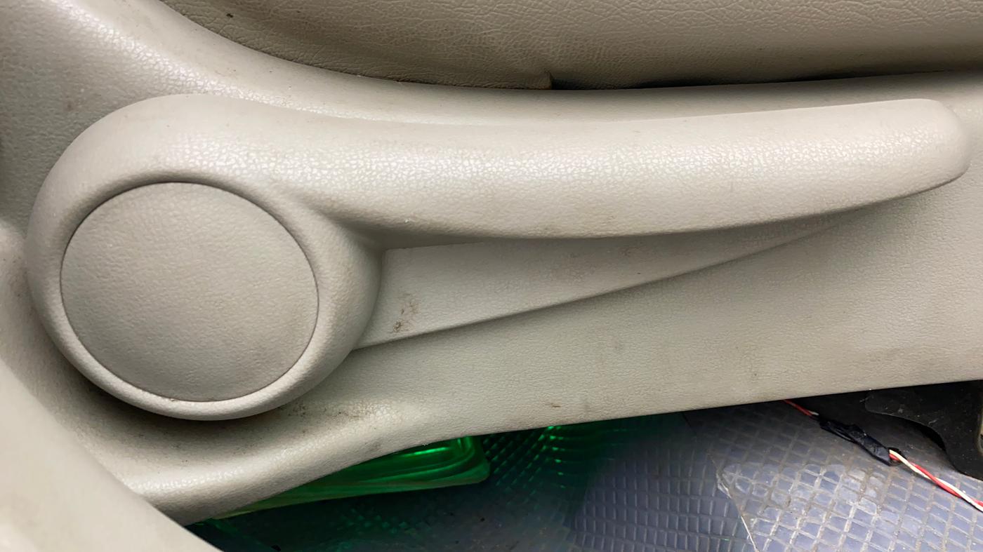 2014 Nissan Micra XV CVT, Petrol, Automatic, 17,811 km, Driver Side Adjustment Panel
