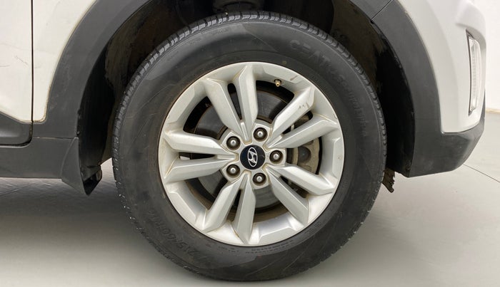 2016 Hyundai Creta 1.6 SX PLUS PETROL, Petrol, Manual, 82,962 km, Right Front Wheel