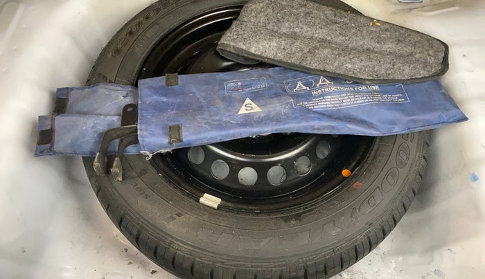 2014 Hyundai Grand i10 MAGNA 1.2 KAPPA VTVT, Petrol, Manual, 71,989 km, Spare Tyre