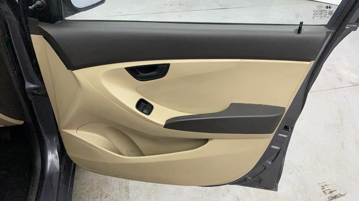 2017 Hyundai Eon 1.0 MAGNA + (O), Petrol, Manual, 69,742 km, Driver Side Door Panels Control