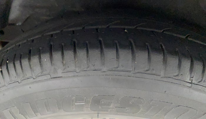 2015 Hyundai i10 MAGNA 1.1, Petrol, Manual, 74,053 km, Right Rear Tyre Tread