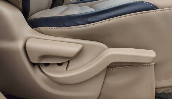 2015 Honda Amaze 1.2L I-VTEC S, Petrol, Manual, 65,964 km, Driver Side Adjustment Panel