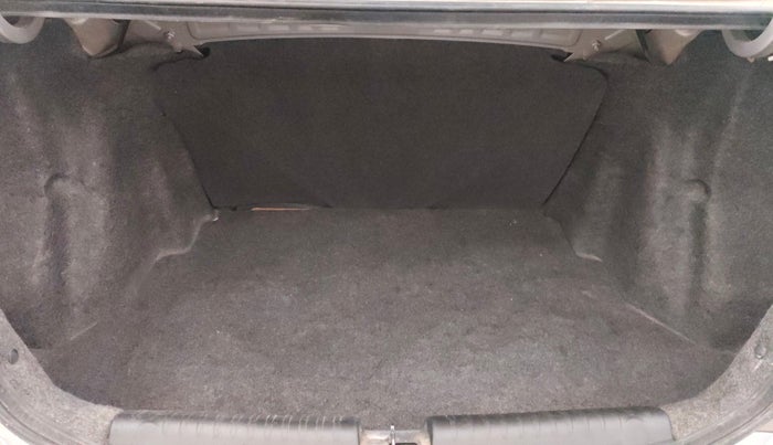 2015 Honda Amaze 1.2L I-VTEC S, Petrol, Manual, 65,964 km, Boot Inside