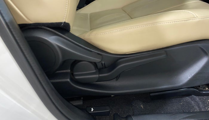 2023 Honda City 1.5L I-VTEC ZX CVT, Petrol, Automatic, 16,693 km, Driver Side Adjustment Panel