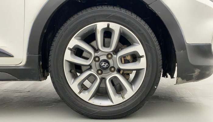 2015 Hyundai i20 Active 1.2 S, Petrol, Manual, 67,620 km, Right Front Wheel