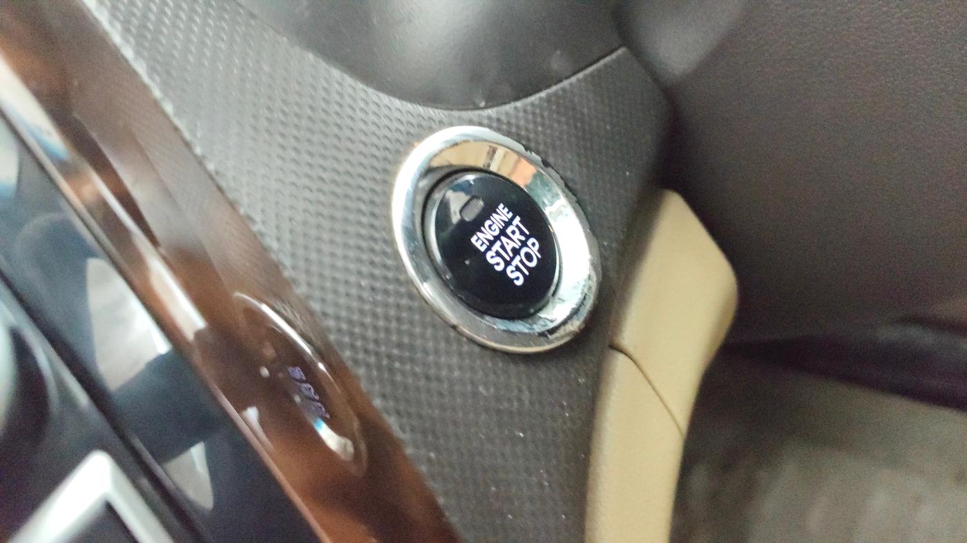 2014 Hyundai Verna FLUIDIC 1.6 VTVT SX OPT, Petrol, Manual, 47,752 km, Keyless Start/ Stop Button