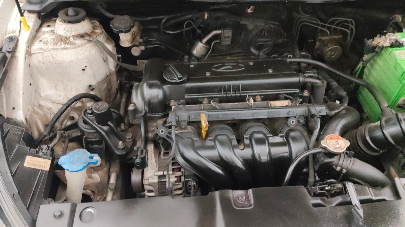 2014 Hyundai Verna FLUIDIC 1.6 VTVT SX OPT, Petrol, Manual, 47,752 km, Engine View - Right