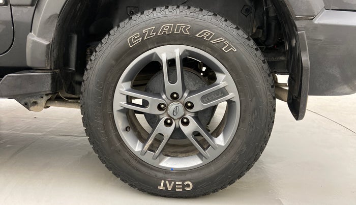 2021 Mahindra Thar LX PETROL HT 4WD AT, Petrol, Automatic, 27,408 km, Left Rear Wheel
