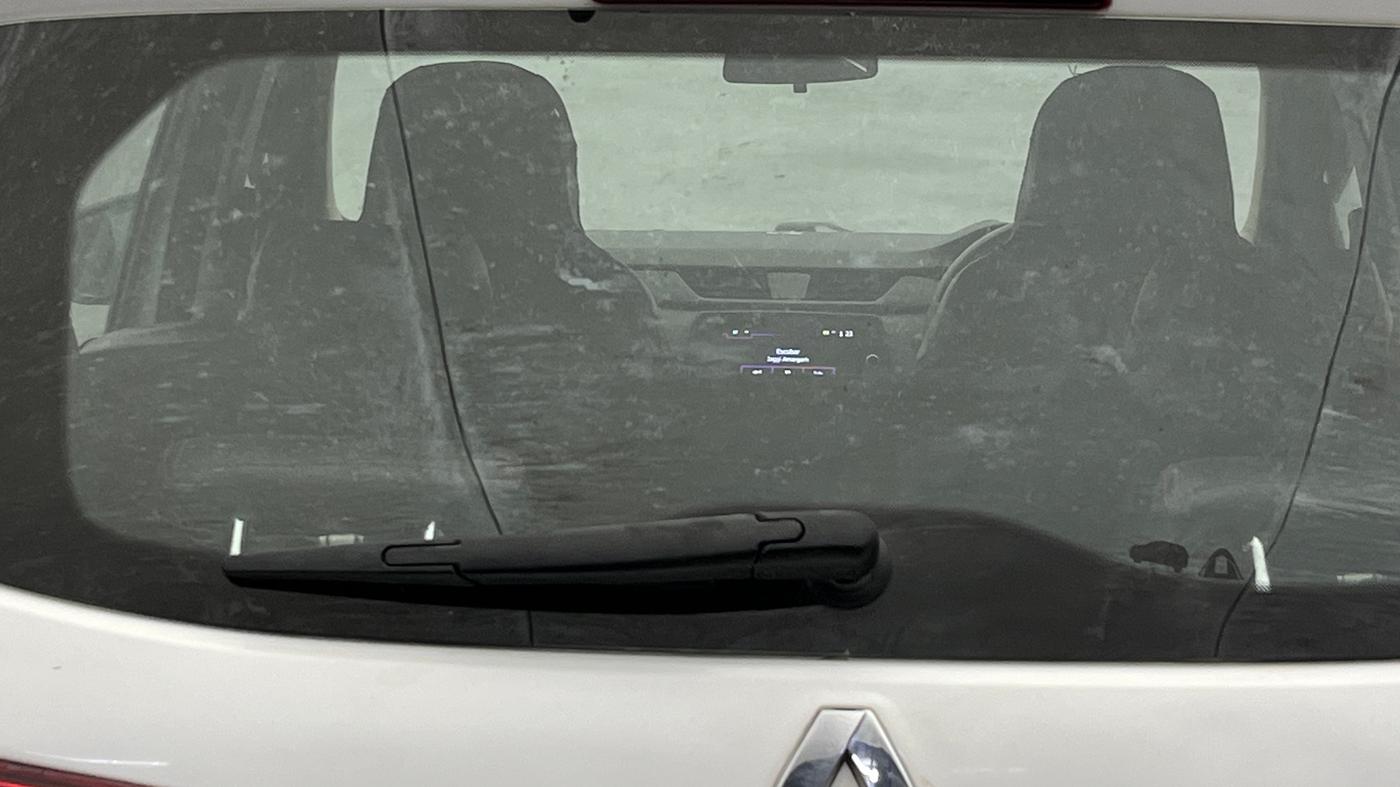 2024 Renault TRIBER RXT, Petrol, Manual, 30,662 km, Rear Wiper