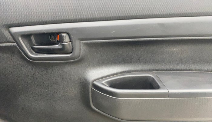 2021 Maruti S PRESSO VXI+, Petrol, Manual, 96,698 km, Driver Side Door Panels Control