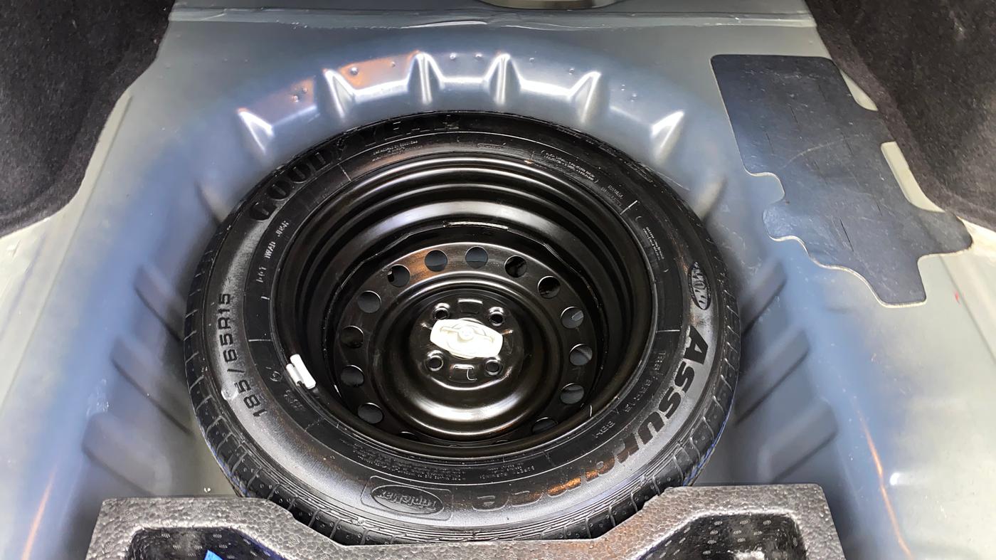 2020 Maruti Ciaz ALPHA  AT 1.5 SHVS PETROL, Petrol, Automatic, 14,845 km, Spare Tyre